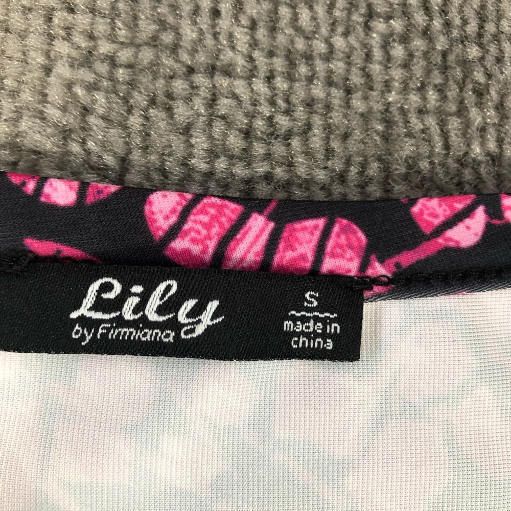 Lily Shirt Womens Small Vneck Animal Print Ombré Long Length Top - Picture 11 of 12